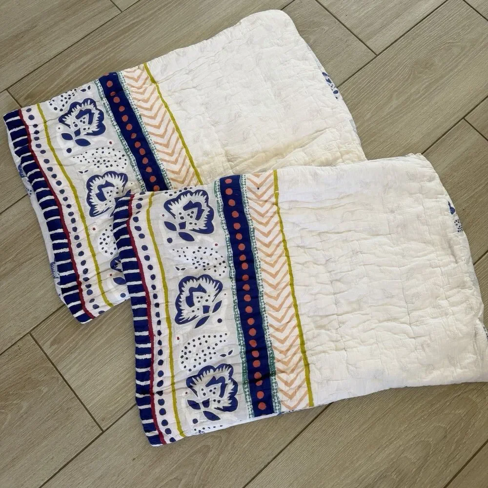Set of 2 Anthropologie Bisbita Pillow Shams 26
